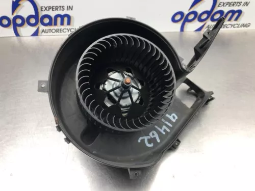Kachel Ventilatiemotor-8215872 (21468610)