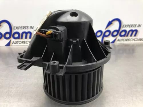 Kachel Ventilatiemotor-8228523 (21227869)