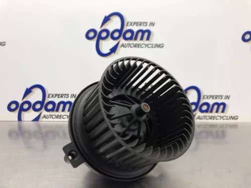 Kachel Ventilatiemotor-8228523 (21227869)