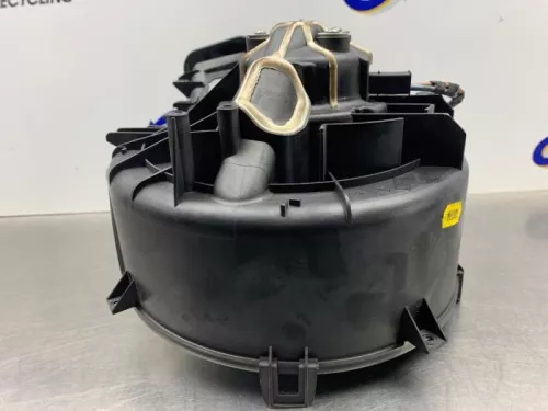 Kachel Ventilatiemotor-8238580 (21408879)
