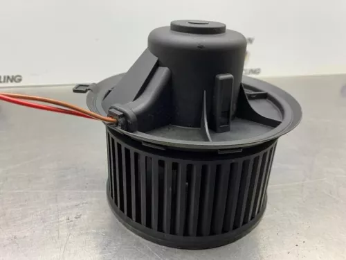 Kachel Ventilatiemotor-8281636 (21973486)