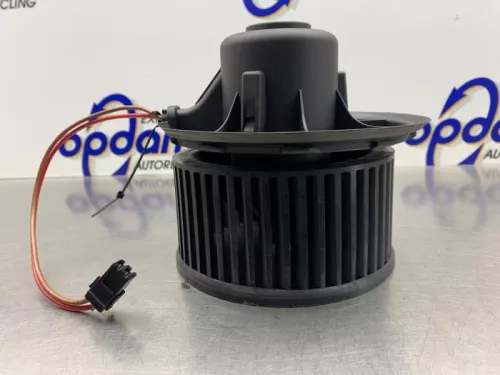 Kachel Ventilatiemotor-8303513
