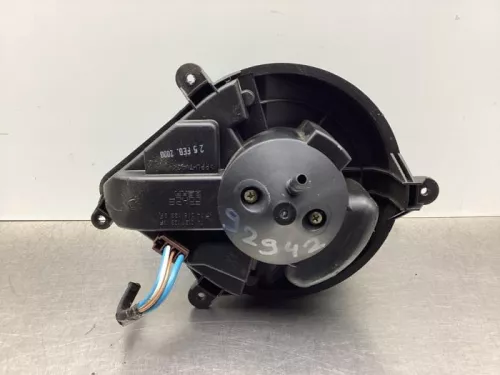 Kachel Ventilatiemotor-8295515 (22190610)