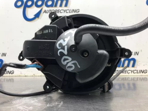 Kachel Ventilatiemotor-8144858 (20066970)