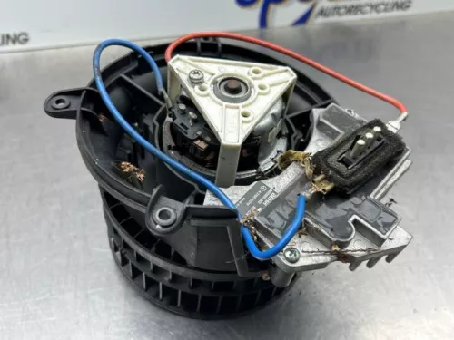 Kachel Ventilatiemotor-8311300 (22458338)