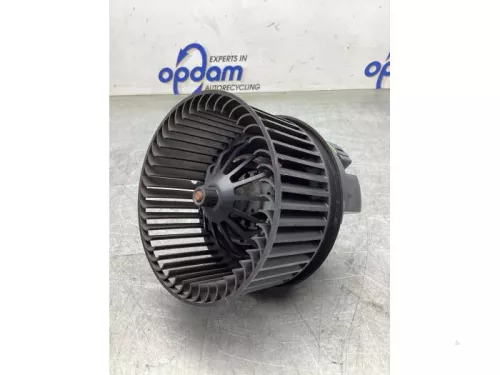 Kachel Ventilatiemotor-8129897