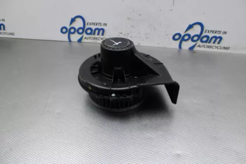 Kachel Ventilatiemotor-7713195