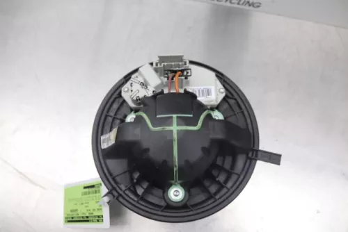 Kachel Ventilatiemotor-7619395 (15146355)