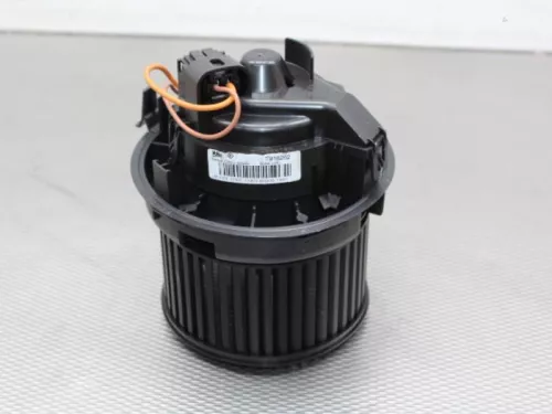 Kachel Ventilatiemotor-7872979 (10934349)