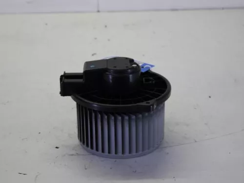Kachel Ventilatiemotor-7737076